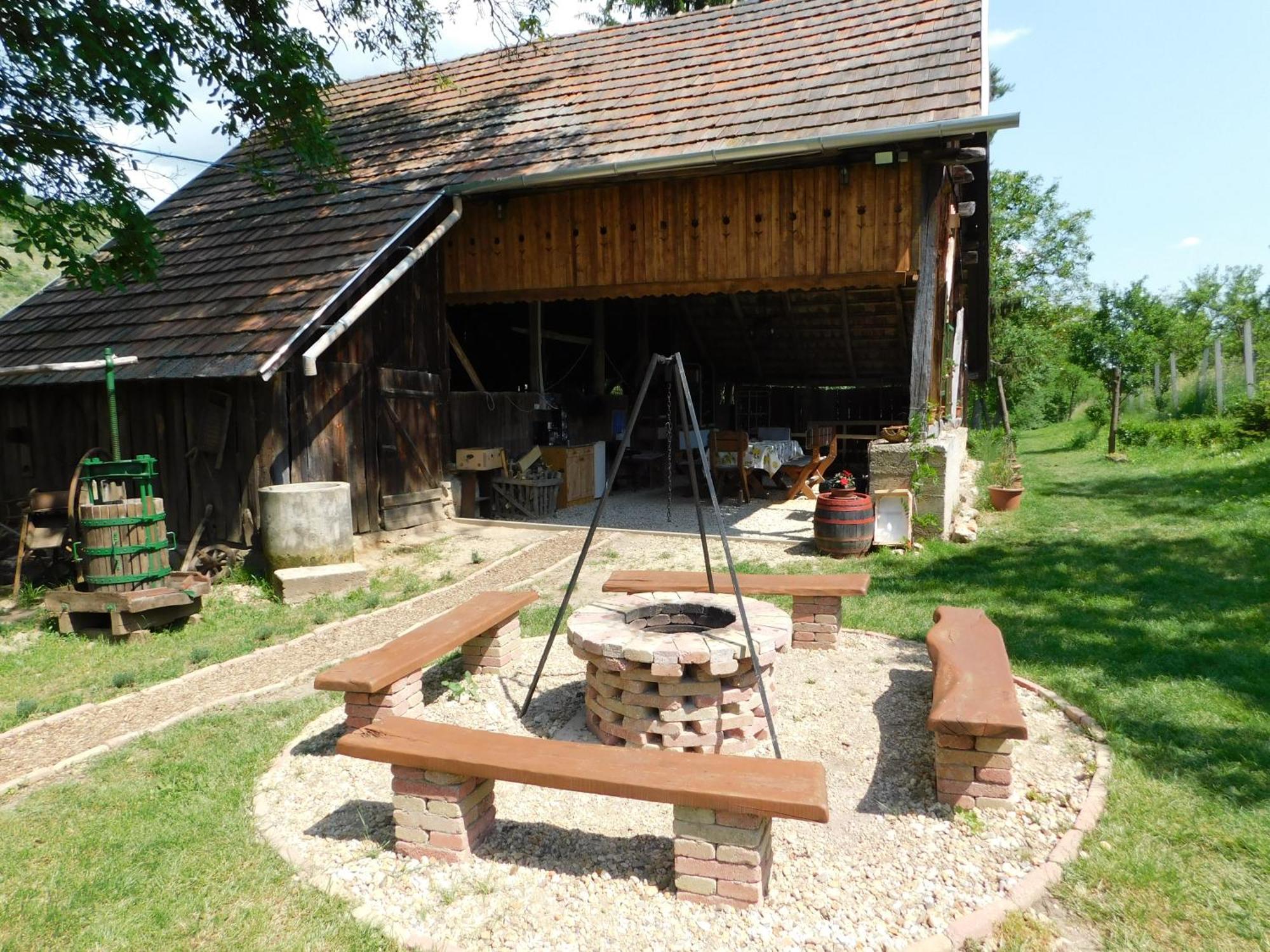 Korkóstoló Vendégházak Aggtelek Esterno foto